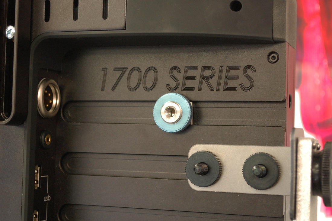 Nebtek Hotshoe 1/4"-20 Adapter Mount