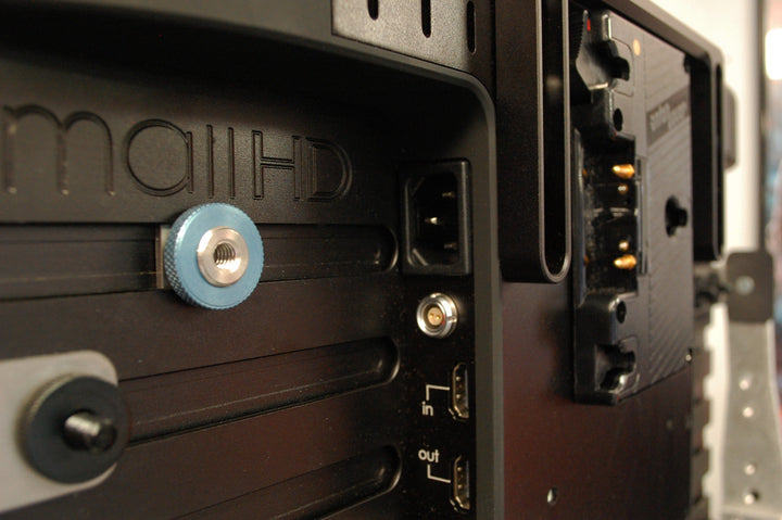 Nebtek Hotshoe 1/4"-20 Adapter Mount