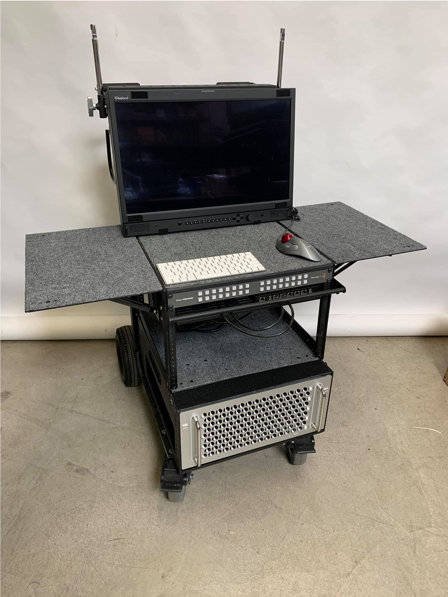 Mac Pro Shock-Mount Enclosure
